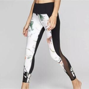 Athleta Size S Tight Black Blossom Intuition 7/8 Yoga Fitness Pant #866957 Women